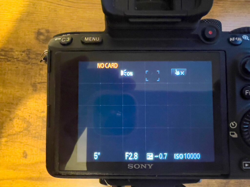 A Sony DSLR display the shutter speed